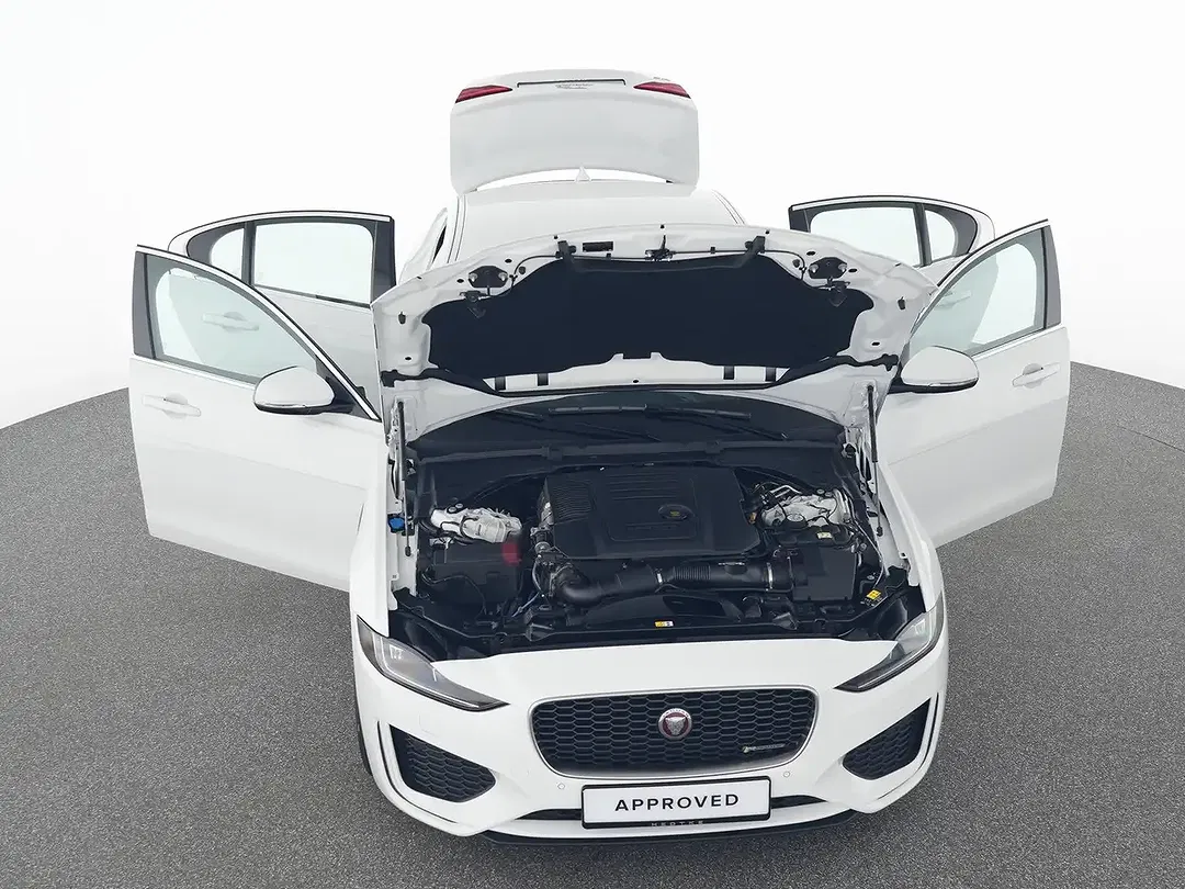 Jaguar XE D200 R-Dynamic HSE - Thumbnail 13