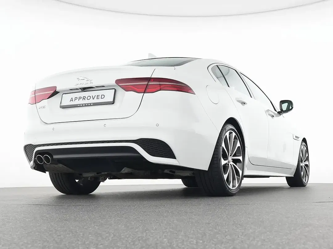 Jaguar XE D200 R-Dynamic HSE - Thumbnail 8