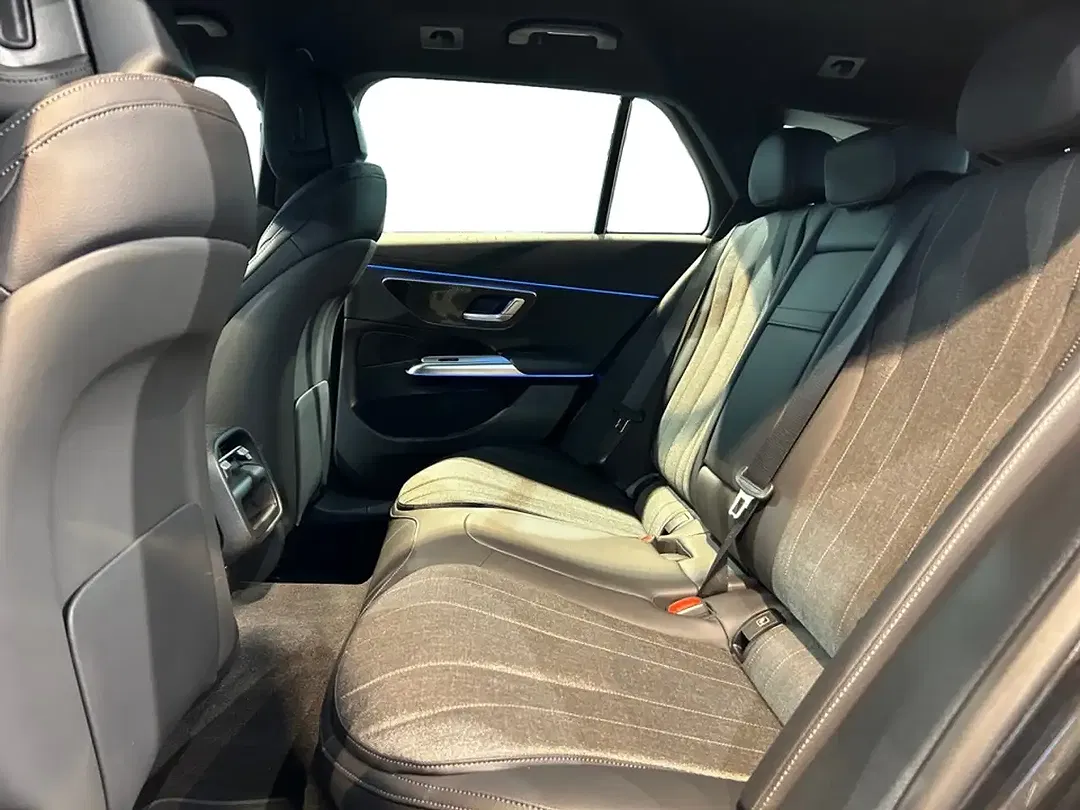 Mercedes-Benz E 220 4MATIC MBUX Avantgarde - Thumbnail 7