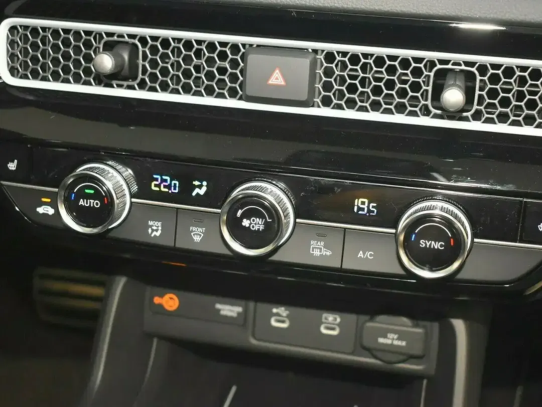 Honda Civic e:HEV Sport - Thumbnail 6