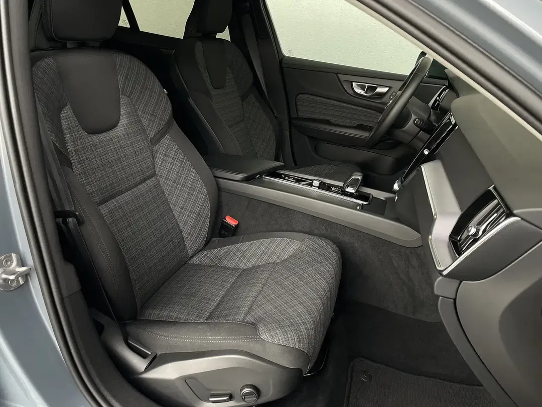 Volvo V60 B3 Core - Thumbnail 14