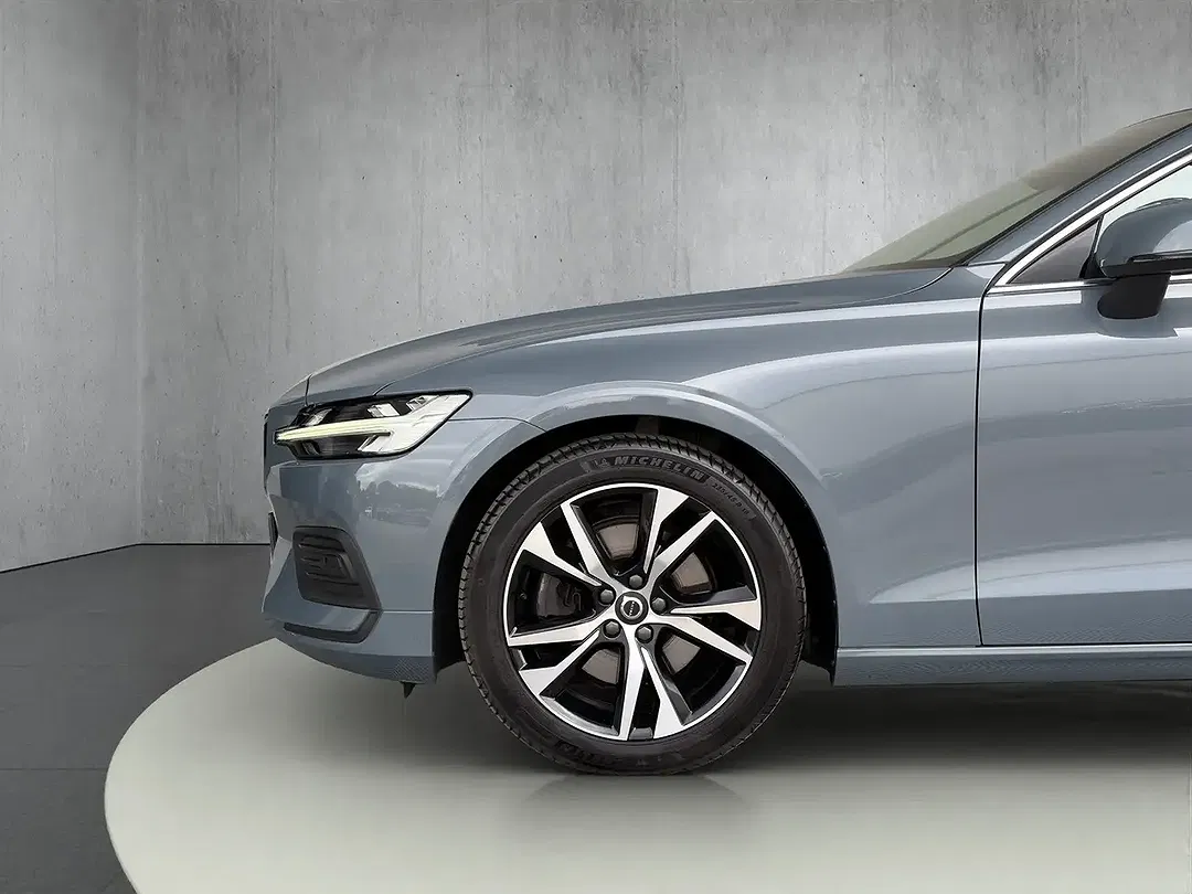 Volvo V60 B3 Core - Thumbnail 6