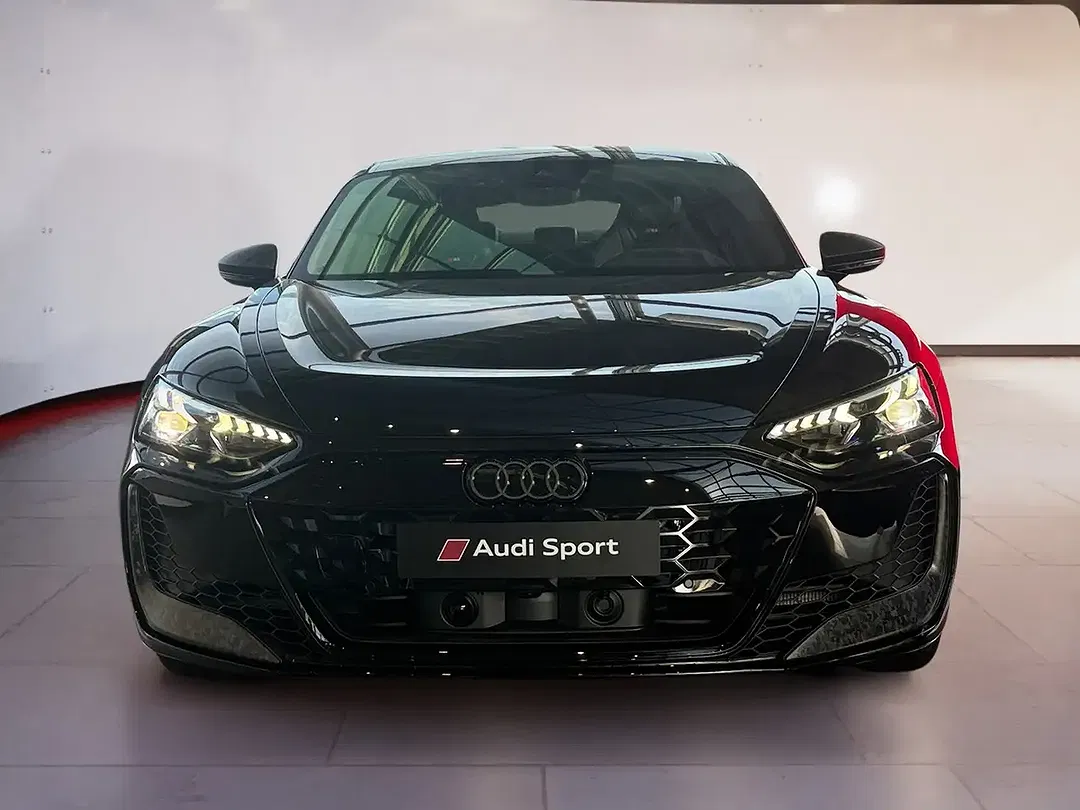 Audi RS e-tron GT 4x4 performance - Thumbnail 5