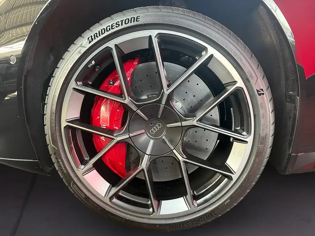 Audi RS e-tron GT 4x4 performance - Thumbnail 6