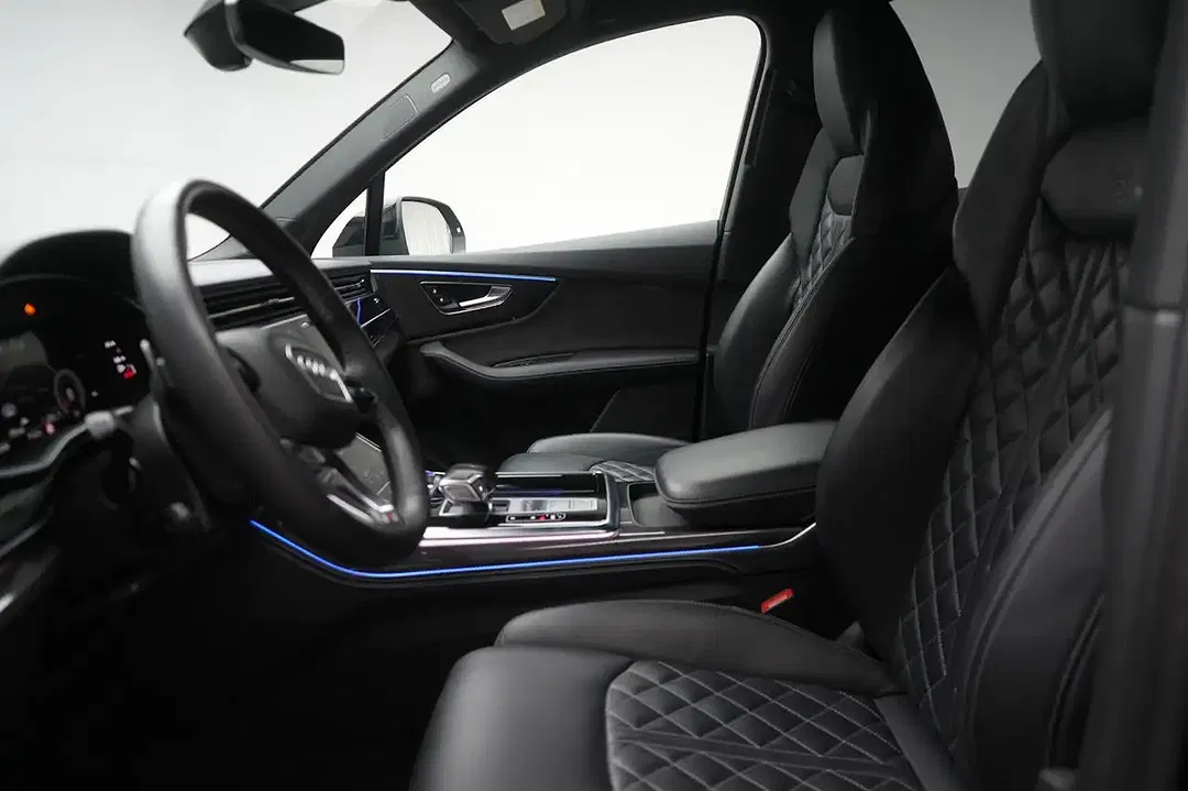 Audi SQ7 TFSI quattro competition plus - Thumbnail 10