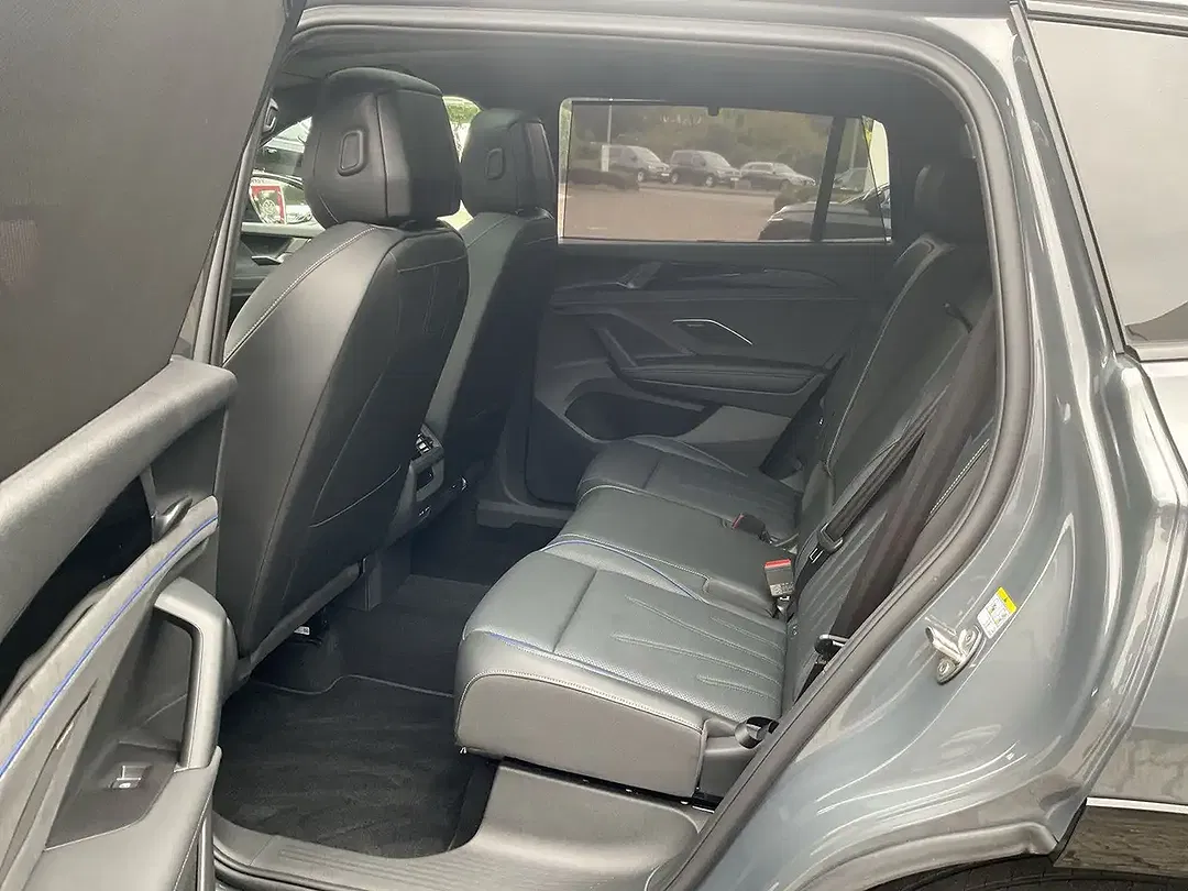 Volkswagen Tayron 1.5 TSI eHybrid DSG R-Line - Thumbnail 10