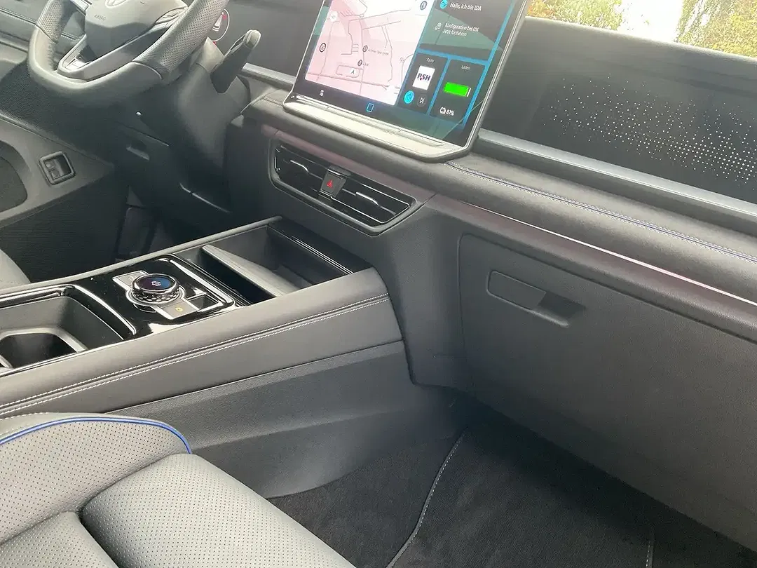 Volkswagen Tayron 1.5 TSI eHybrid DSG R-Line - Thumbnail 15