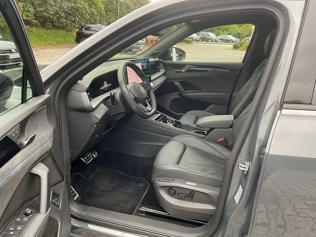Volkswagen Tayron 1.5 TSI eHybrid DSG R-Line - Thumbnail 9