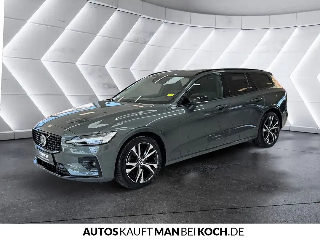 Volvo V60 Ultra Dark - foto 1