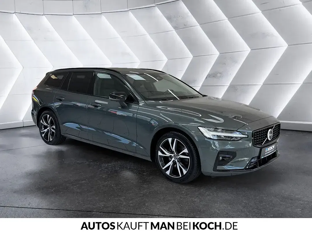 Volvo V60 Ultra Dark - Thumbnail 4