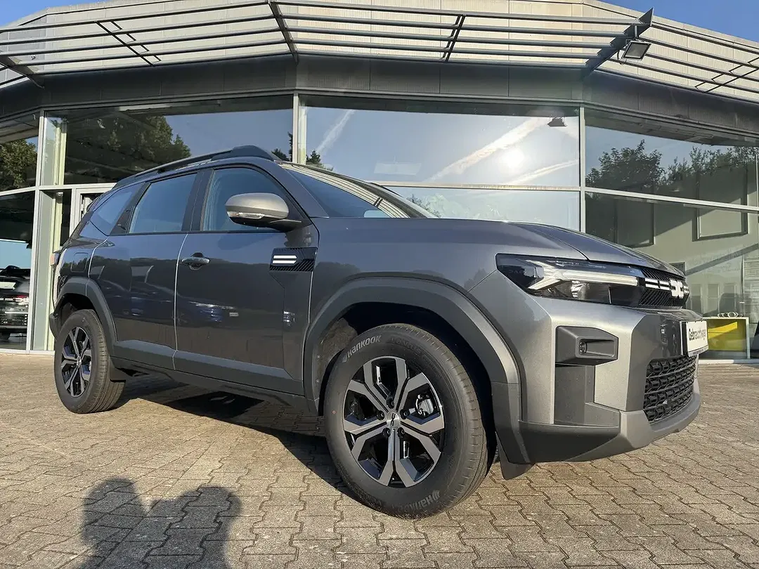 Dacia Bigster TCe MHEV Expression - Thumbnail 3