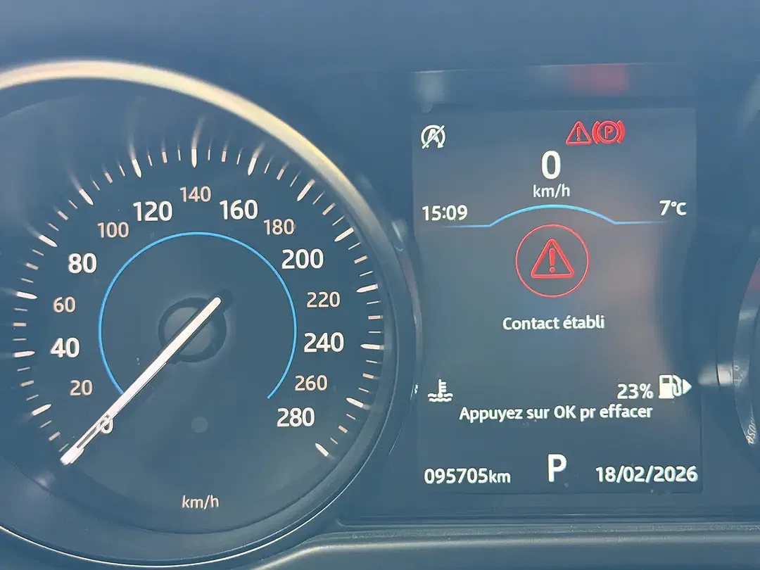 Jaguar XF 2.0 R-Sport - Thumbnail 16