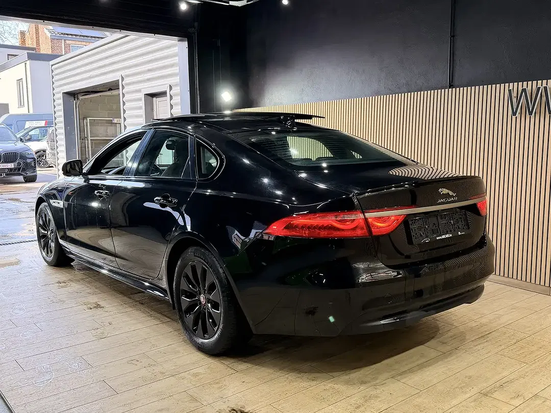 Jaguar XF 2.0 R-Sport - Thumbnail 5