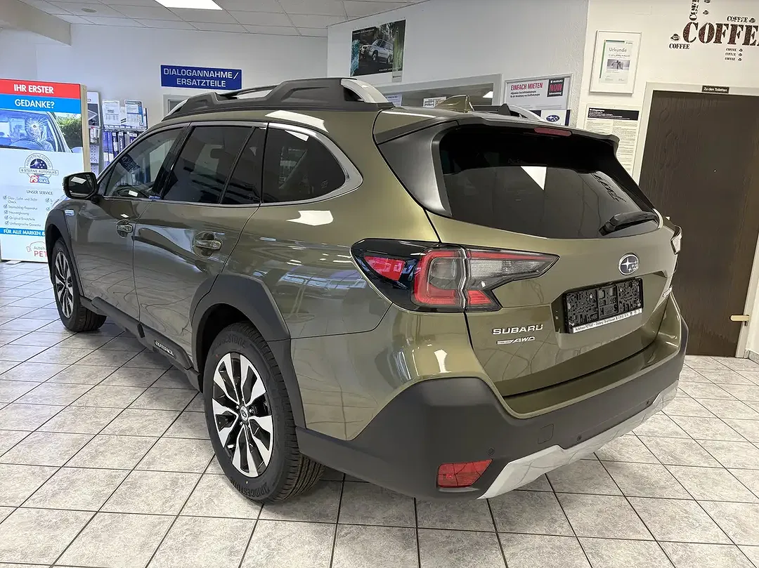 Subaru OUTBACK Platinum - Thumbnail 4