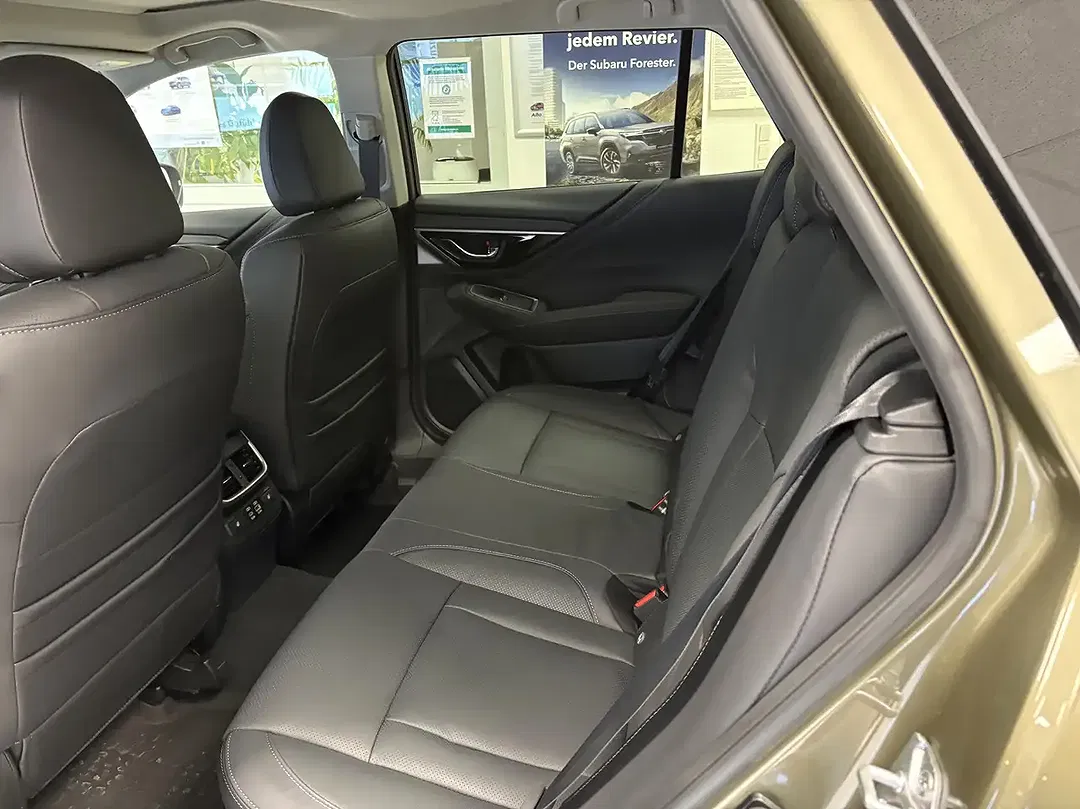 Subaru OUTBACK Platinum - Thumbnail 8
