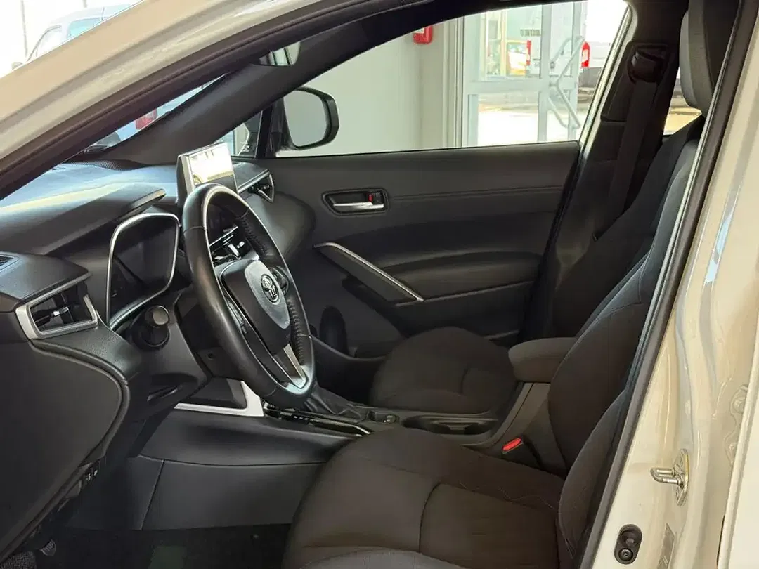 Toyota Corolla Cross VVT-i Hybrid Team Deutschland - foto 16