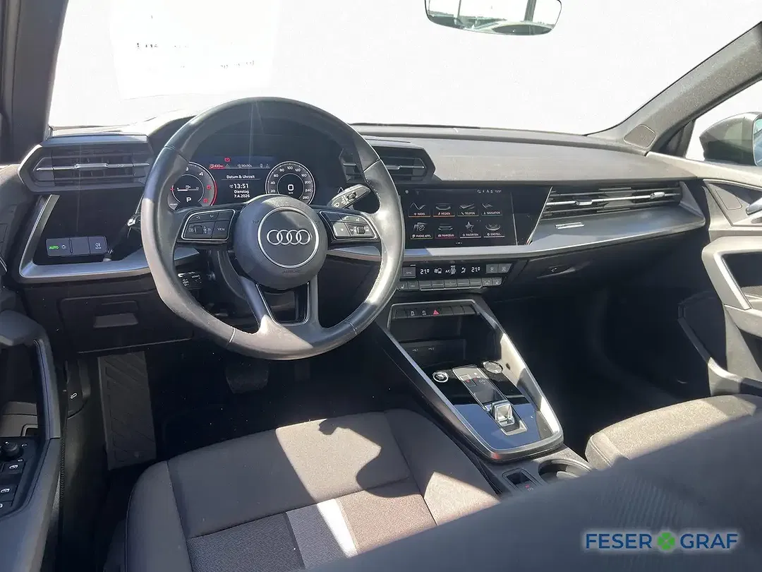 Audi A3 35 TDI S tronic S line - Thumbnail 8