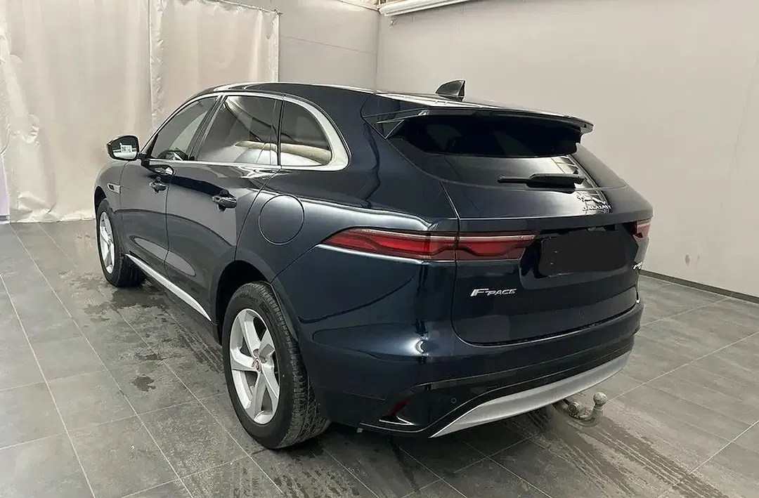 Jaguar F-Pace P400e PHEV 4x4 S - Thumbnail 3
