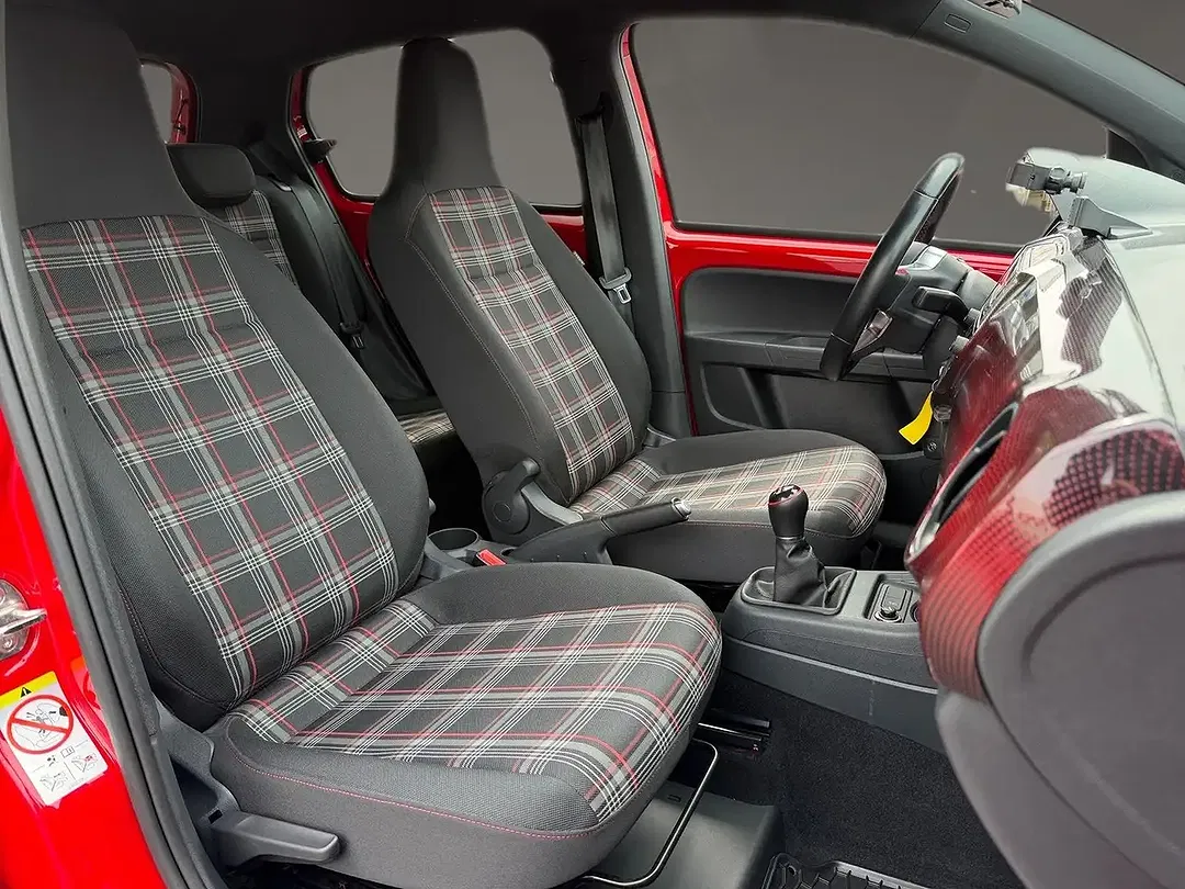 Volkswagen up! GTI - Thumbnail 11