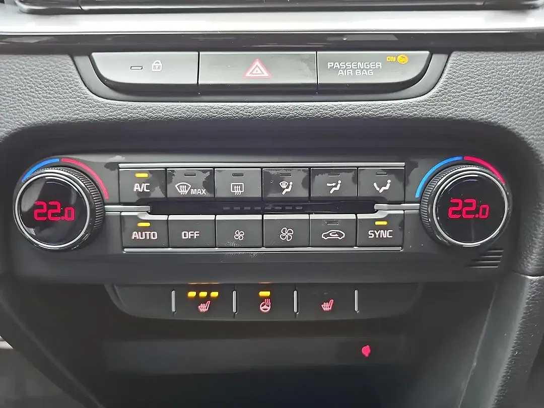 Kia Ceed SW / cee'd SW 1.5 T-GDI DCT GT-Line - Thumbnail 11