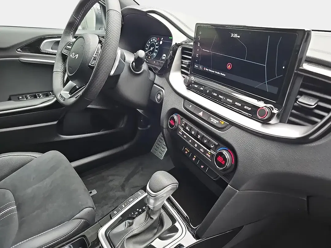Kia Ceed SW / cee'd SW 1.5 T-GDI DCT GT-Line - Thumbnail 17