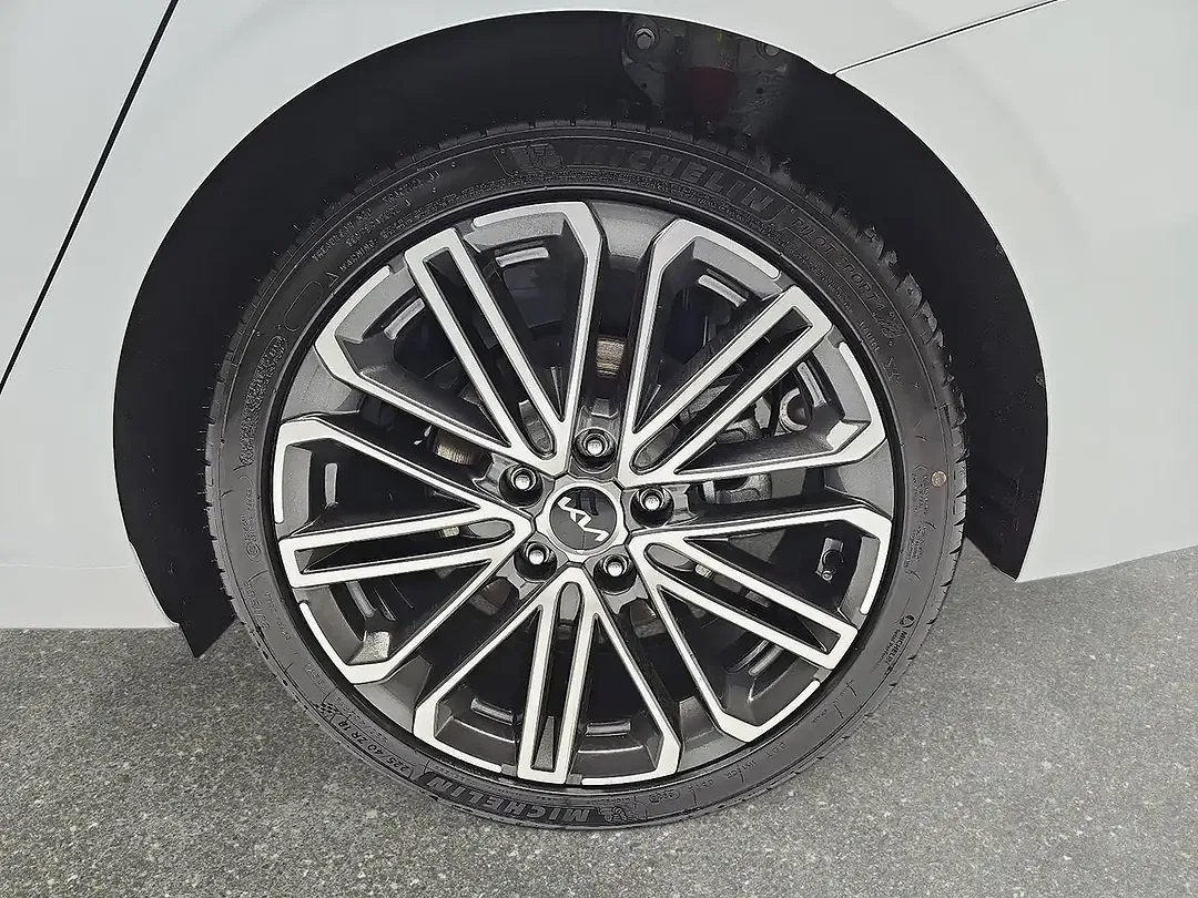 Kia Ceed SW / cee'd SW 1.5 T-GDI DCT GT-Line - Thumbnail 6