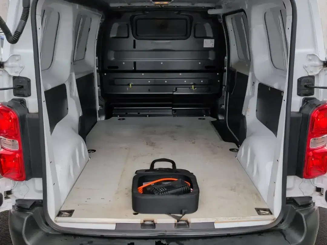 Opel Vivaro - Thumbnail 9