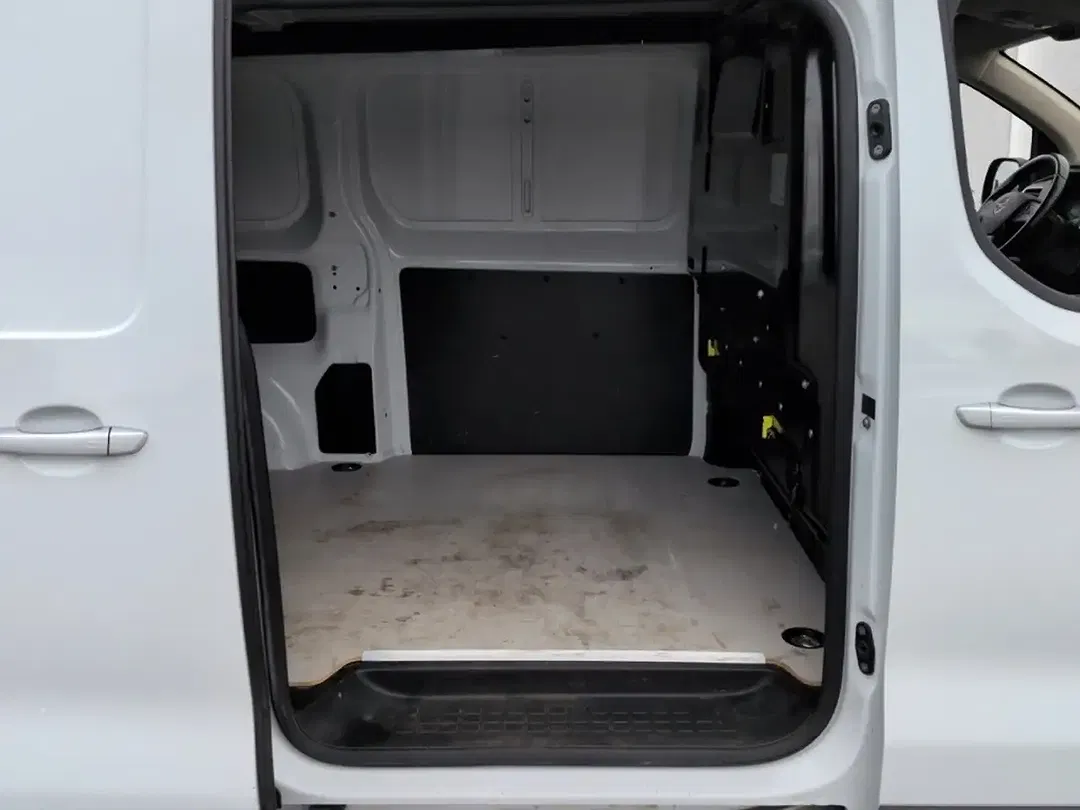 Opel Vivaro - Thumbnail 8