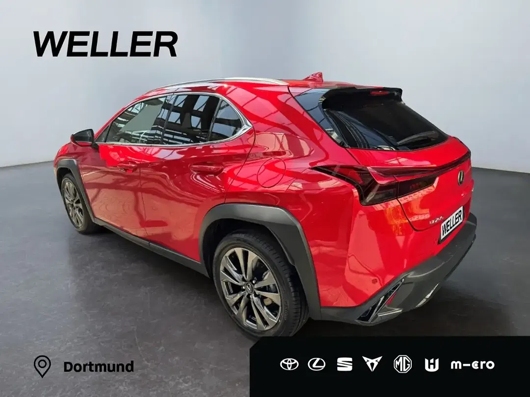Lexus UX 300h F SPORT Design - Thumbnail 9