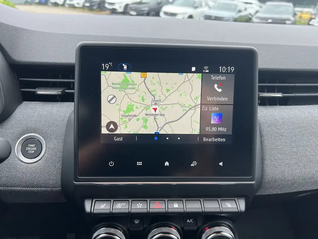 Renault Clio TCe X-Tronic Techno - Thumbnail 9