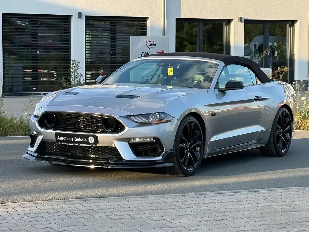 Ford Mustang 5.0 GT Premium - foto 1