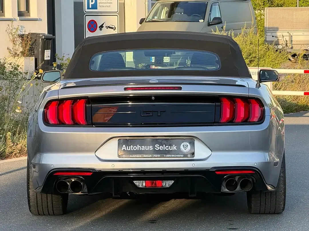 Ford Mustang 5.0 GT Premium - Thumbnail 6