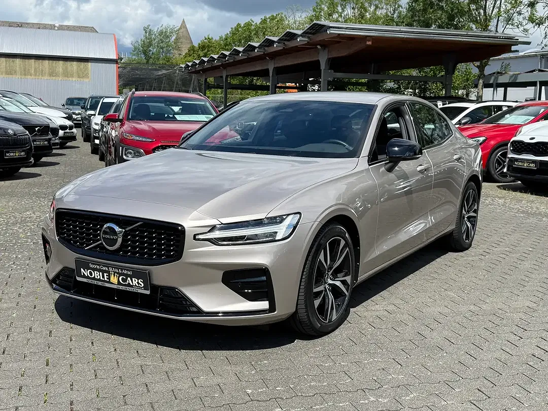 Volvo S60 B5 AWD Plus Dark - Thumbnail 3