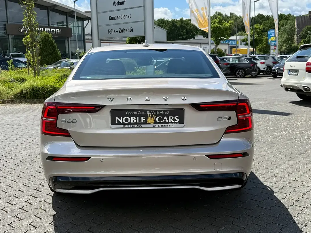 Volvo S60 B5 AWD Plus Dark - Thumbnail 6