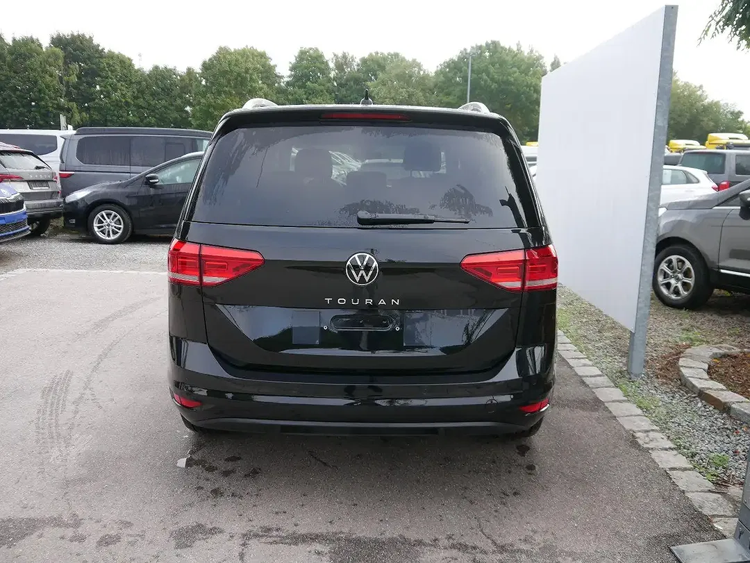 Volkswagen Touran 1.5 TSI DSG Comfortline - foto 2