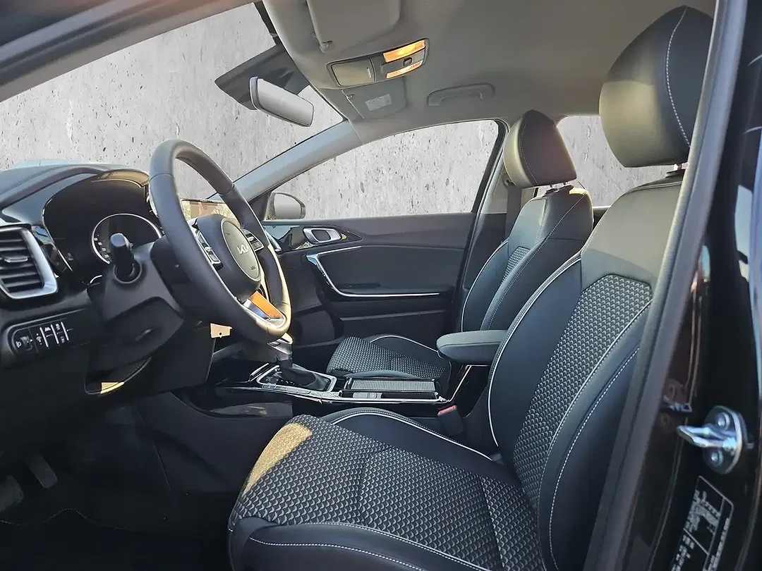 Kia XCeed 1.5 T-GDI Vision - Thumbnail 9
