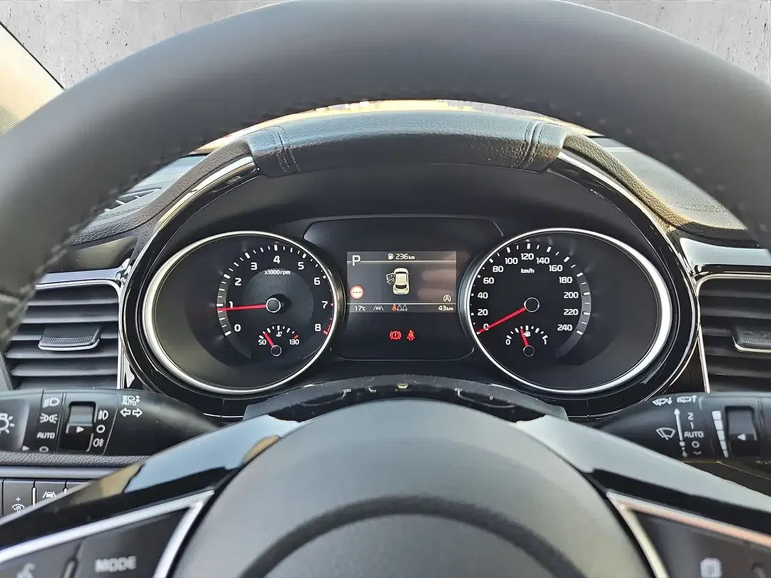 Kia XCeed 1.5 T-GDI Vision - Thumbnail 11
