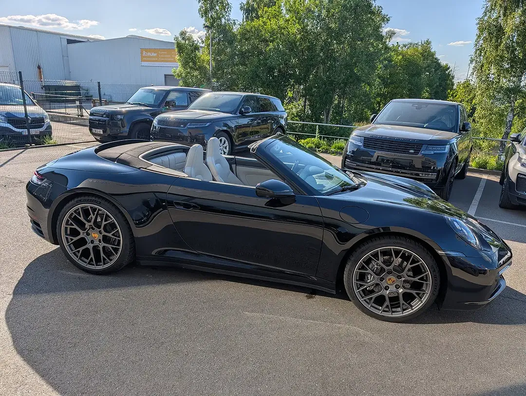 Porsche 992 Sport Chrono Carrera Cabriolet - Thumbnail 6