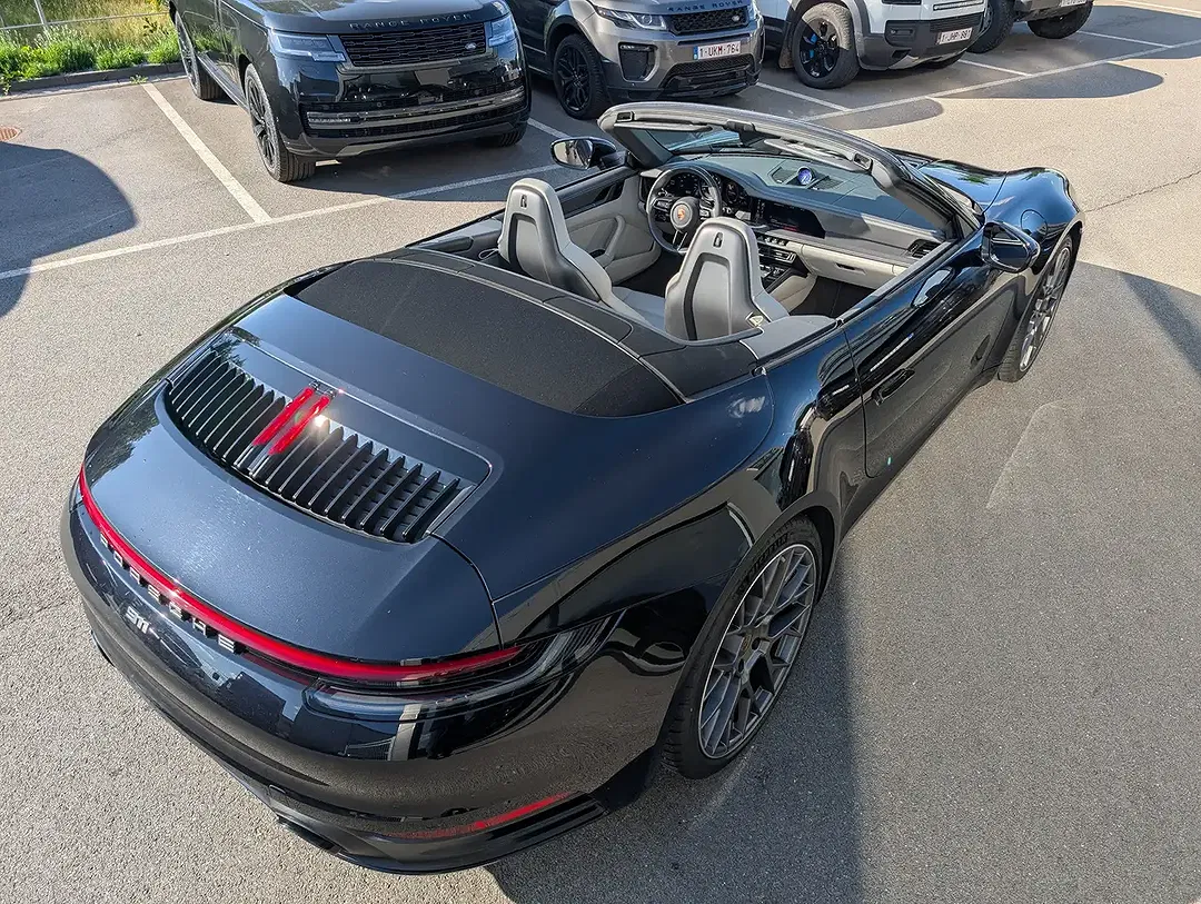 Porsche 992 Sport Chrono Carrera Cabriolet - Thumbnail 7