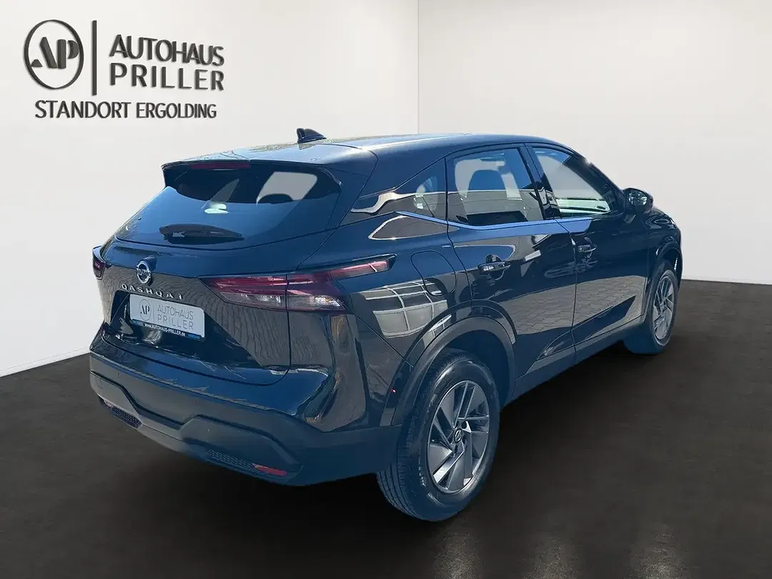 Nissan Qashqai 1.3 DIG-T Acenta - Thumbnail 3