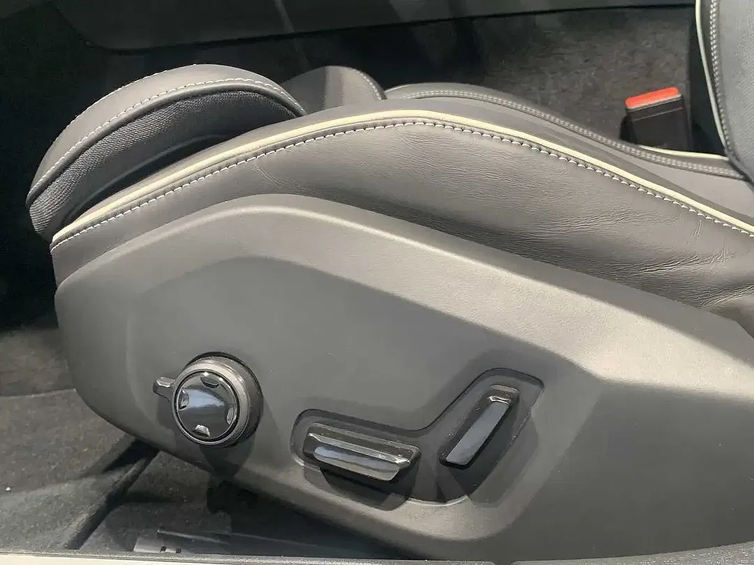 Volvo S60 B4 Plus Dark - Thumbnail 7
