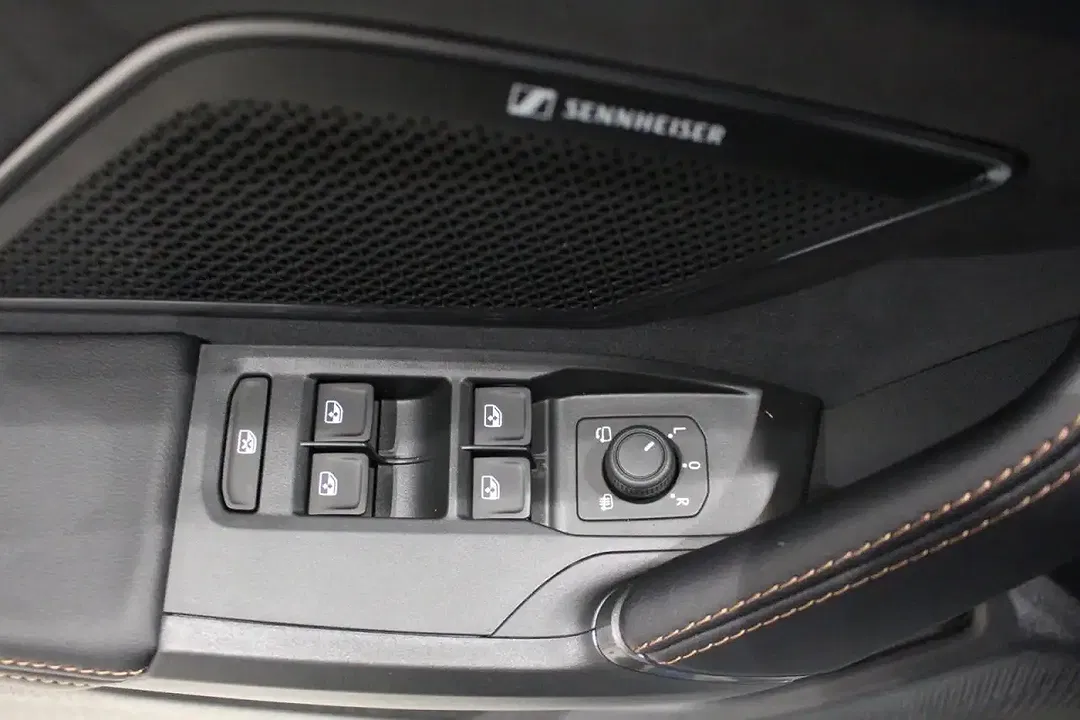 CUPRA Leon 4Drive Matrix LED - Thumbnail 10