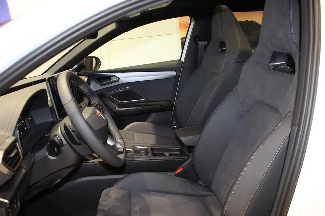 CUPRA Leon 4Drive Matrix LED - Thumbnail 13