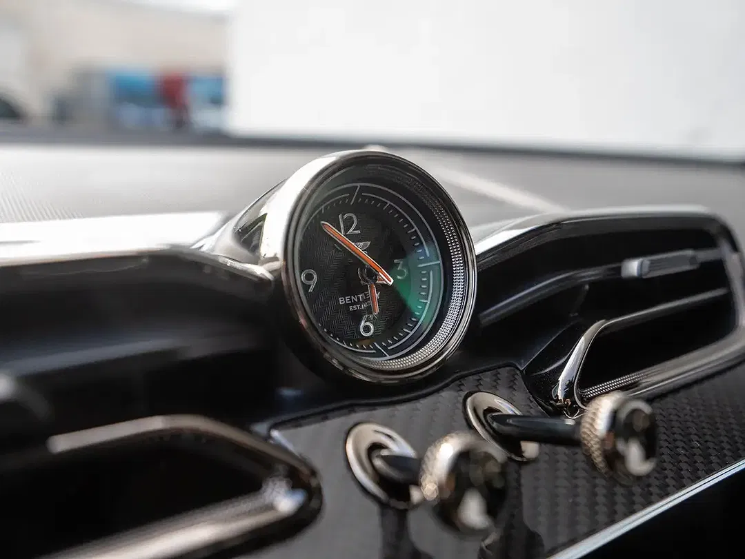 Bentley Bentayga 4.0 V8 Speed - Thumbnail 14