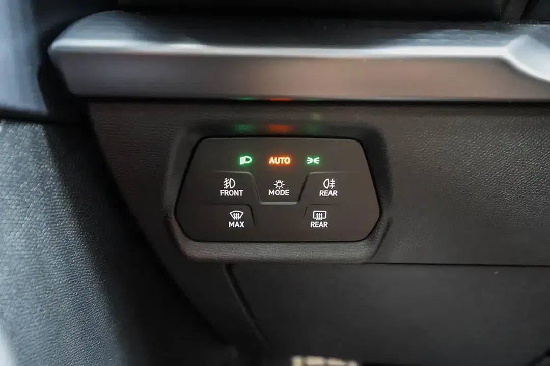 CUPRA Leon 1.5 eTSI DSG Sportstourer - Thumbnail 11