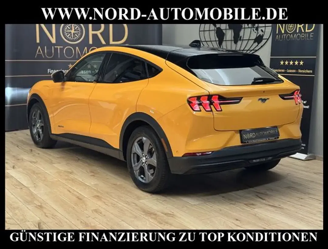 Ford Mustang Mach-E - Thumbnail 7
