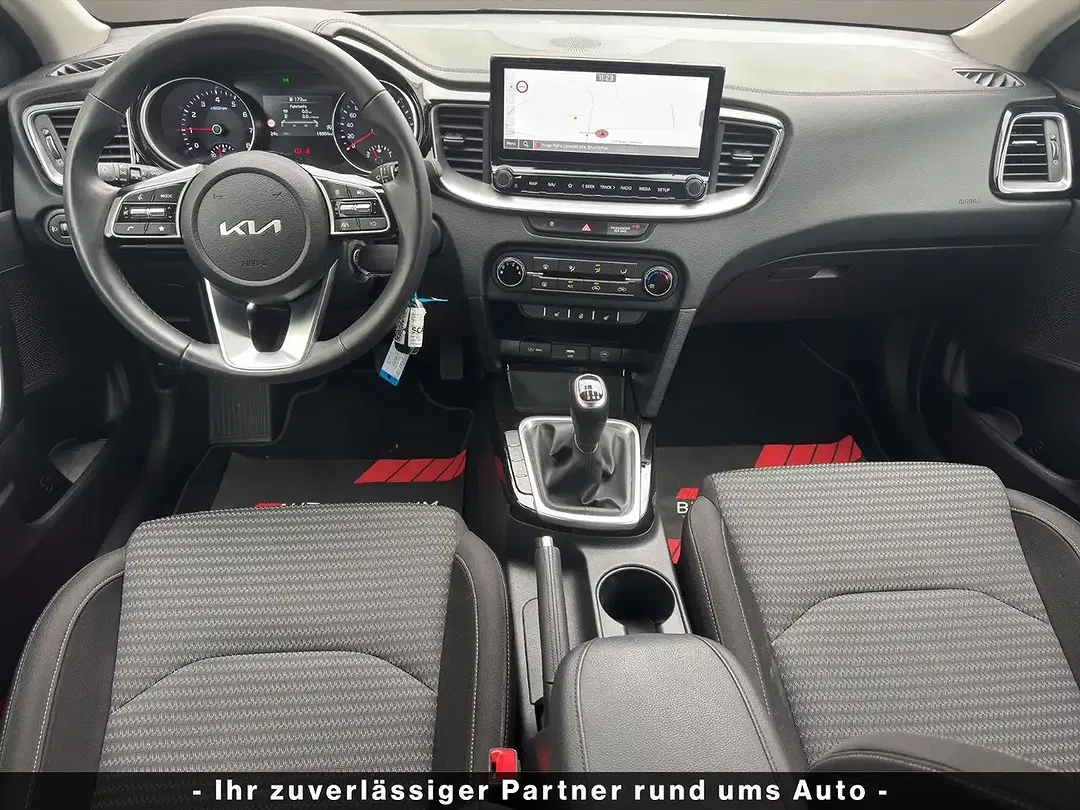 Kia Ceed / cee'd T-GDI Vision - Thumbnail 12