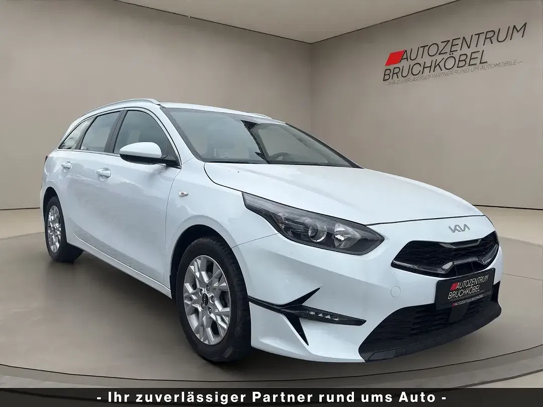 Kia Ceed / cee'd T-GDI Vision - Thumbnail 7