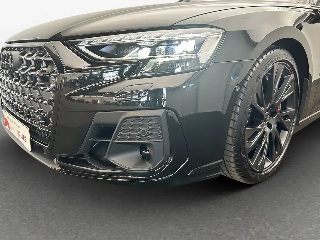 Audi S8 TFSI Matrix LED - Thumbnail 13