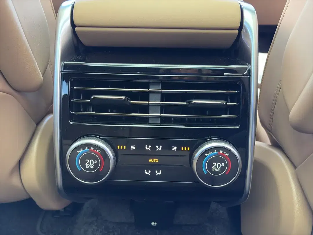 Land Rover Range Rover P550e PHEV Hybrid Autobiography - Thumbnail 11